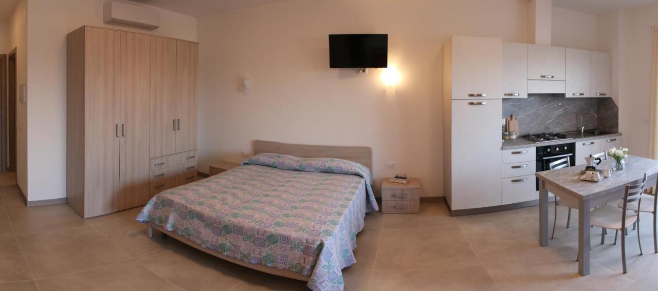 Residence Capinera Sottomarina Exteriör bild